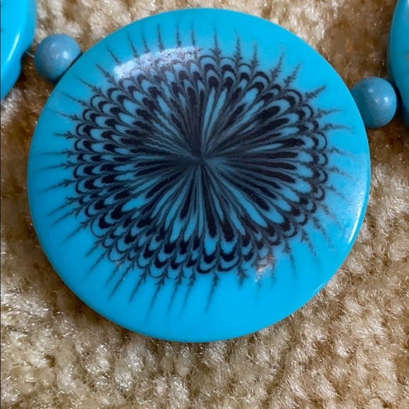 Large Turquoise Beads Statement Necklace - Picture 3 of 4